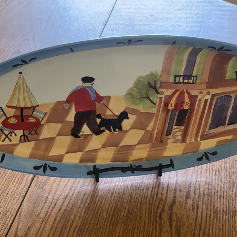 Fish/bread platter. From the collection of Jennifer Brinley